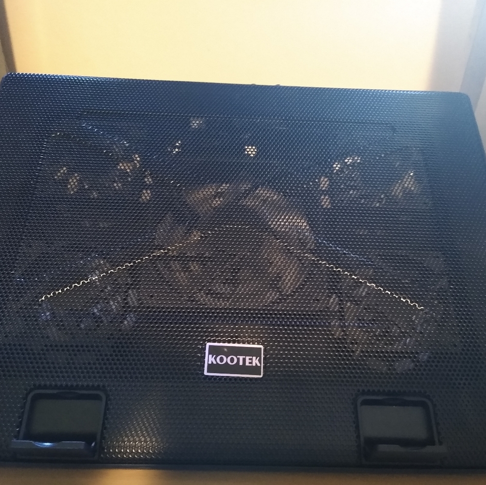 Laptop cooling fan